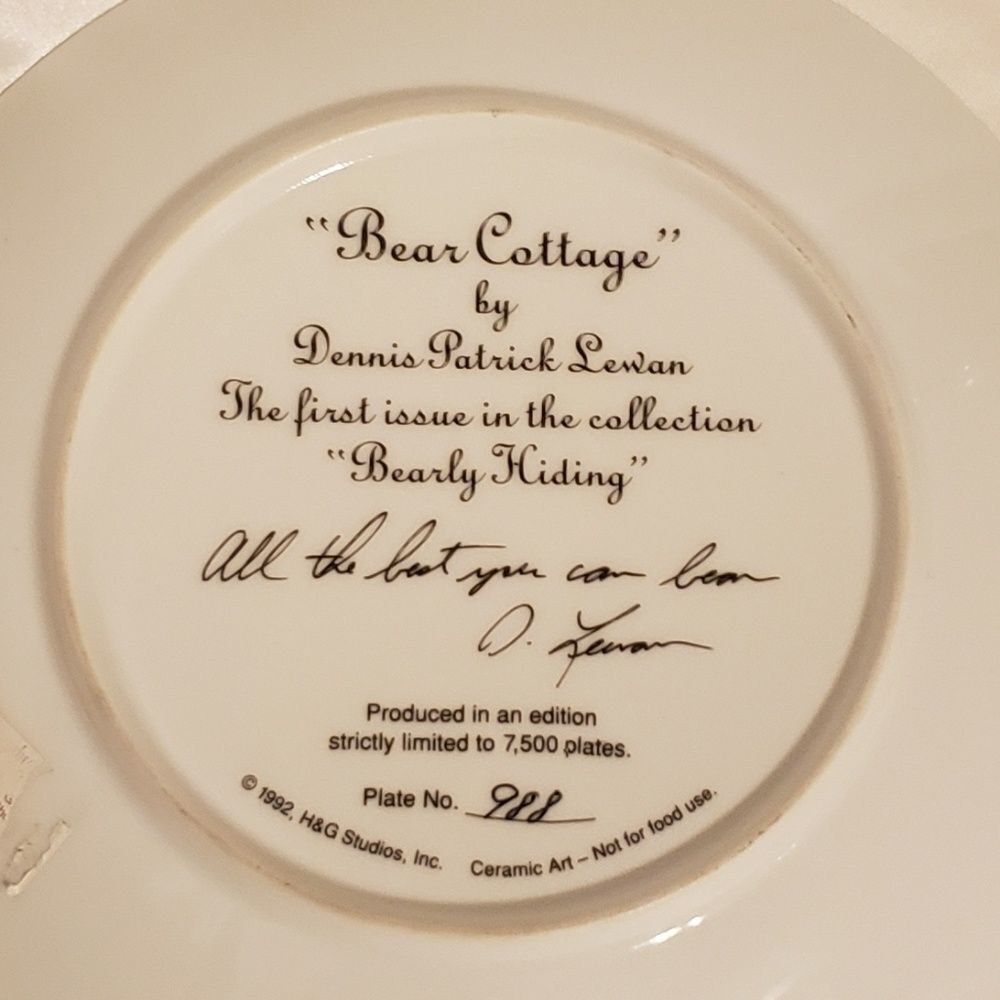 "Bear Cottage" Collectable Plate with free hanger - Picture 3 of 6